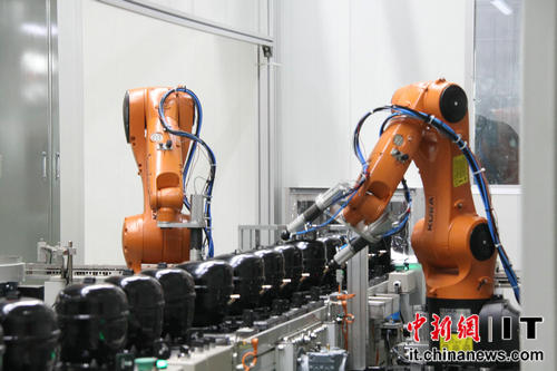 年產(chǎn)銷達(dá)3400萬臺 長虹壓縮機產(chǎn)業(yè)全球奪冠.jpg