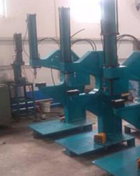 寧波買一臺鉚接機需要多少錢？